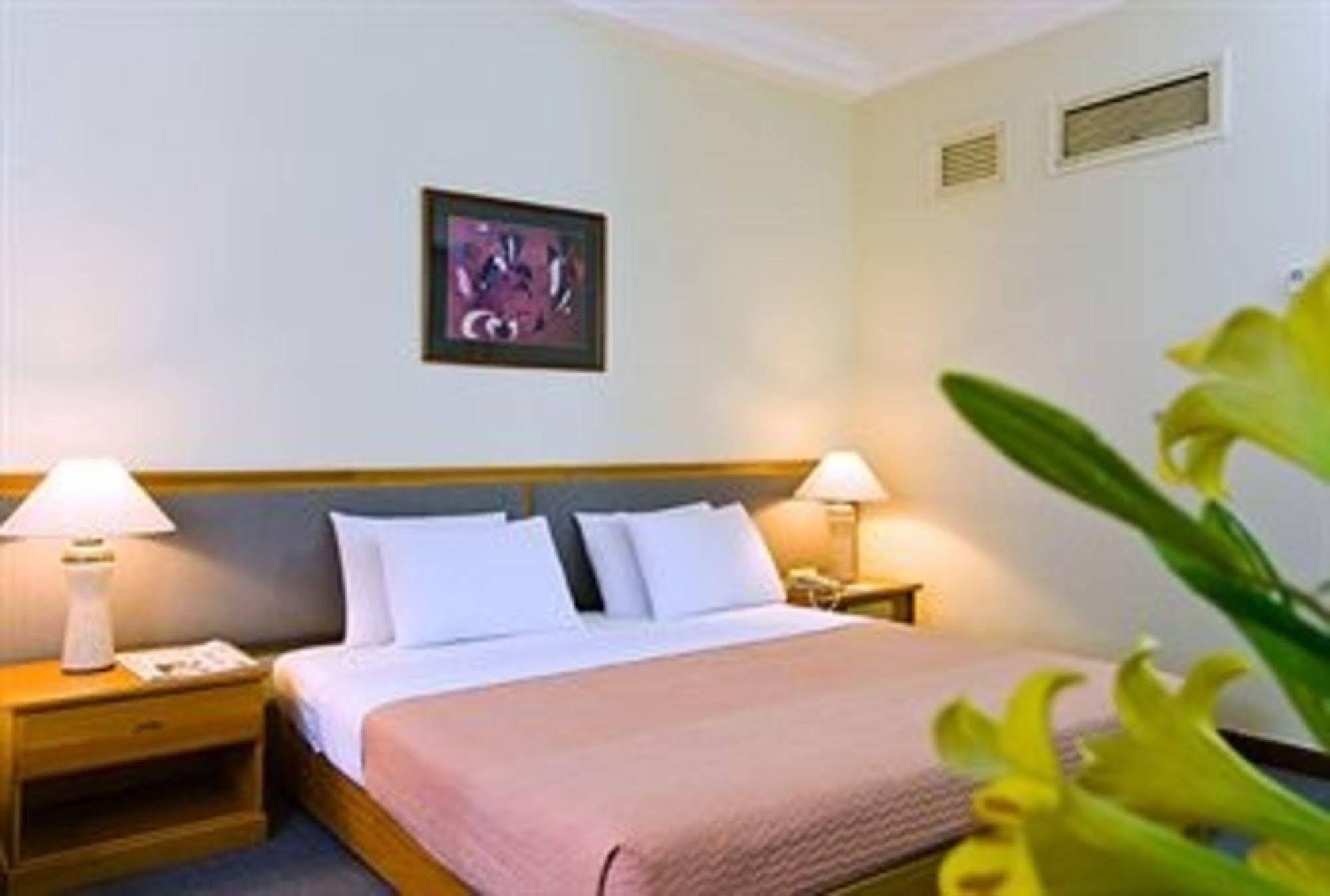 Bong Sen Annex Hotel